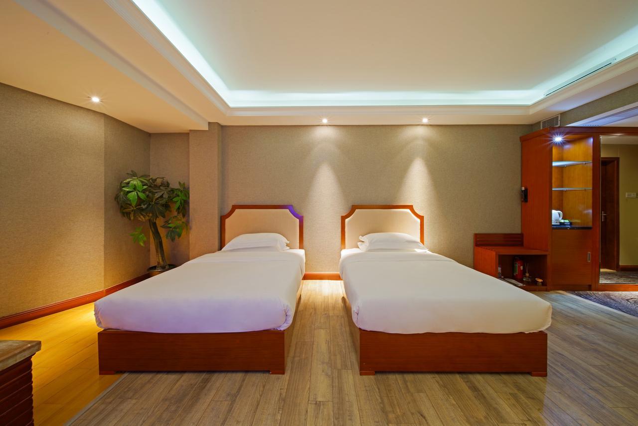 Borrman Hotel Guangzhou Tangxia Branch Екстер'єр фото