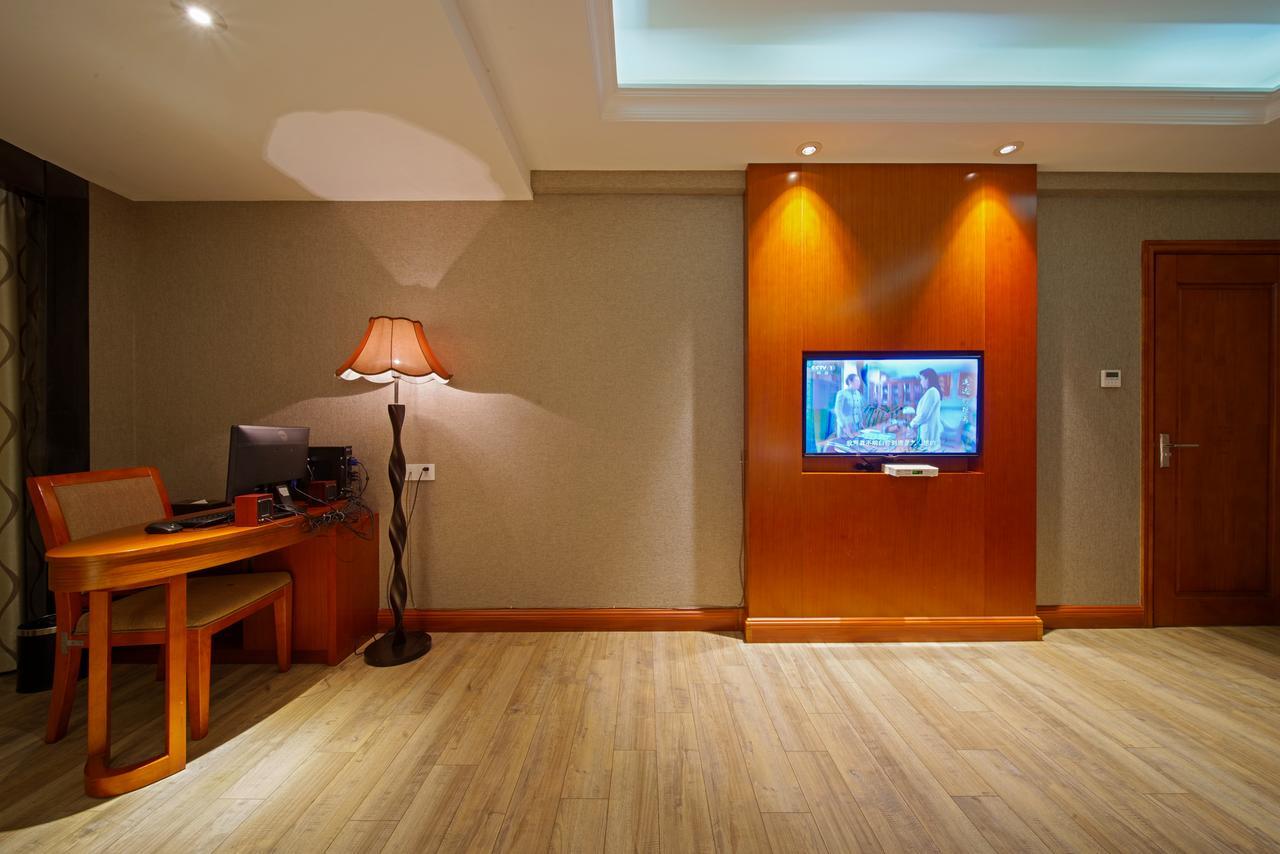 Borrman Hotel Guangzhou Tangxia Branch Екстер'єр фото